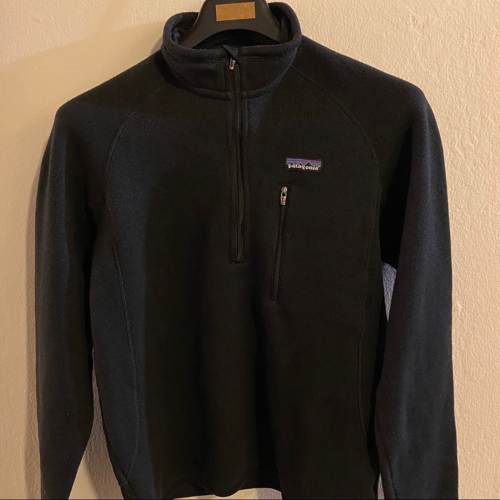Men’s Black Patagonia Quarter Zip Pullover - Small